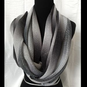 Brand New Loop Scarf by Apt. 9